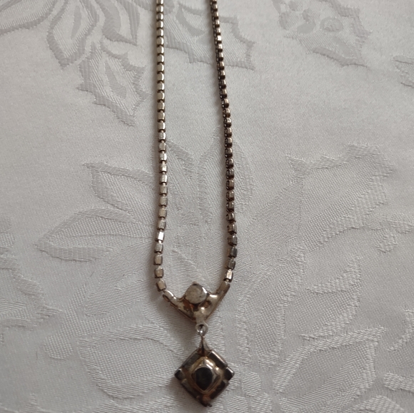 Art deco fine jewelry prong set crystals ruby pendant costume necklace silvetone - Picture 10 of 10